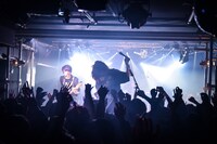 DOUBLE SIZE BEDROOMの初ワンマンライブの様子。（撮影：山本由梨）