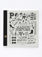 SHOGO SEKINEがイラストを描き下ろしたツバメノートの正方形ノート。