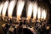 MAN WITH A MISSION「Dog Days Tour 2017」埼玉・さいたまスーパーアリーナ公演の様子。（Photo by Nobuyuki Kobayashi、Daisuke Sakai [FYD Inc.]）