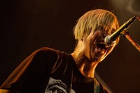 よしくん（Vo, G / POT）（Photo by manaty）