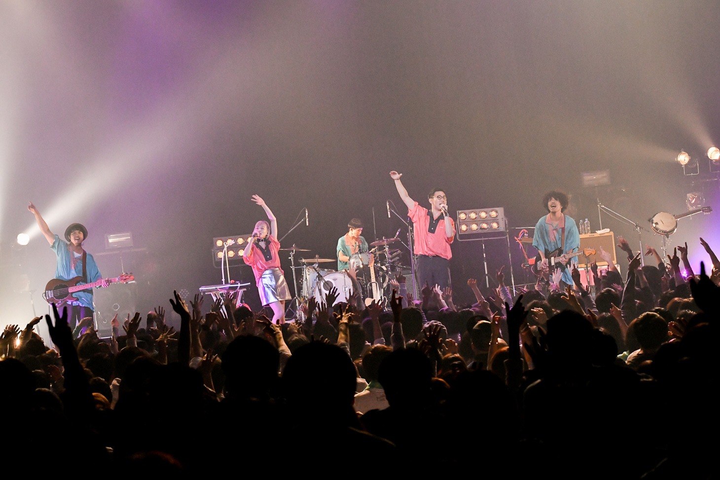「Awesome Talks -One Man Show 2017Autumn/Winter-」東京・Zepp DiverCity TOKYO公演の様子。（撮影：古渓一道）