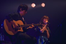 水野良樹と大原櫻子。（撮影：栗原洋平）