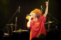 新津由衣 （Photo by Ikeya Tomohide）