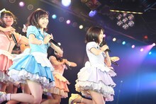 「AKB48劇場12周年特別記念公演」の様子。(c)AKS