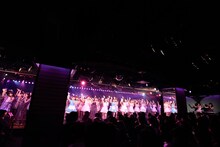 「AKB48劇場12周年特別記念公演」の様子。(c)AKS