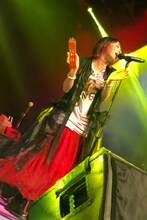 LiSA（写真提供：SACRA MUSIC）