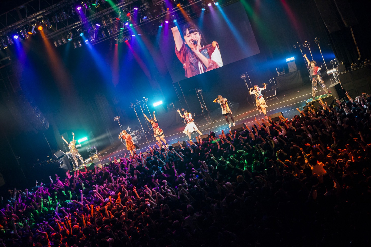 「WACKのフェス。」よりBiSのライブの様子。（写真提供：WACK）