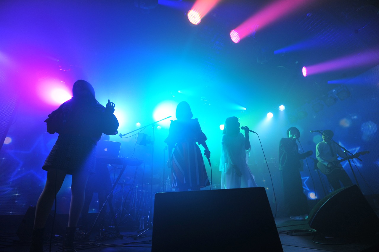 アンコールでのコラボステージの様子。（Photo by MASA）