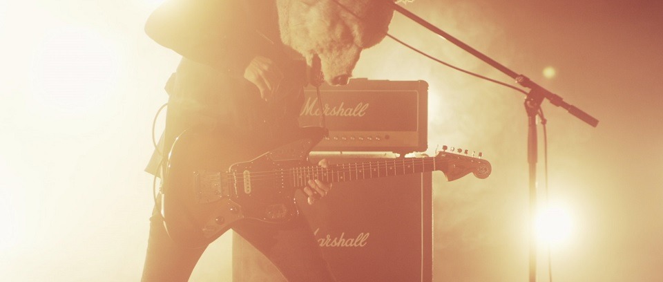 MAN WITH A MISSION「Find You」MVのワンシーン。