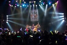 マジカル・パンチライン「DANCE DANCE ROMANCE: PART I」の様子。（写真提供：ポニーキャニオン）