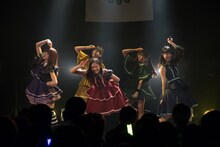 マジカル・パンチライン「DANCE DANCE ROMANCE: PART I」の様子。（写真提供：ポニーキャニオン）