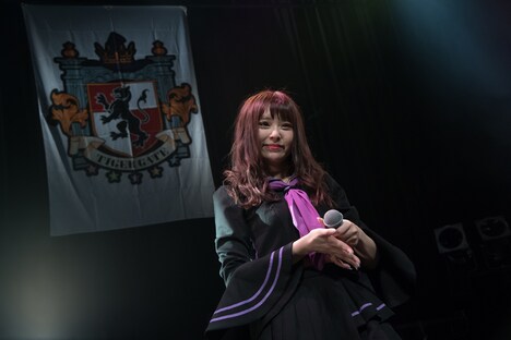 レナ（写真提供：ポニーキャニオン）