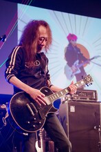 PATA（G / X JAPAN、Ra:IN）(c)HEADWAX ORGANIZATION CO.,LTD.（Photo by nonfix creative［HIROYUKI UENO / HITOMI KATADA］）