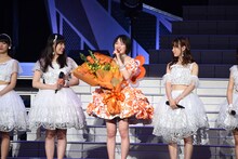 モーニング娘。'17「モーニング娘。誕生20周年記念コンサートツアー2017秋～We are MORNING MUSUME。～工藤遥卒業スペシャル」東京・日本武道館公演の様子。
