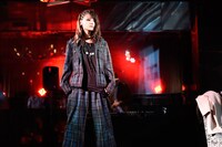 「SWITCHBLADE」レセプションパーティの様子。（撮影：緒車寿一）