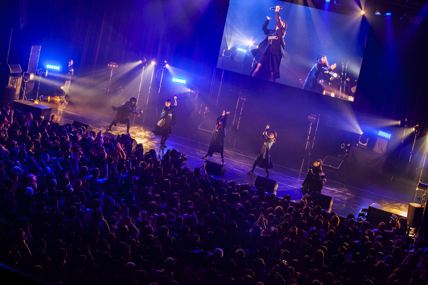 「WACKのフェス。」よりEMPiREのライブの様子。（写真提供：エイベックス）