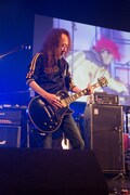 PATA（G / X JAPAN、Ra:IN）(c)HEADWAX ORGANIZATION CO.,LTD.（Photo by nonfix creative［HIROYUKI UENO / HITOMI KATADA］）