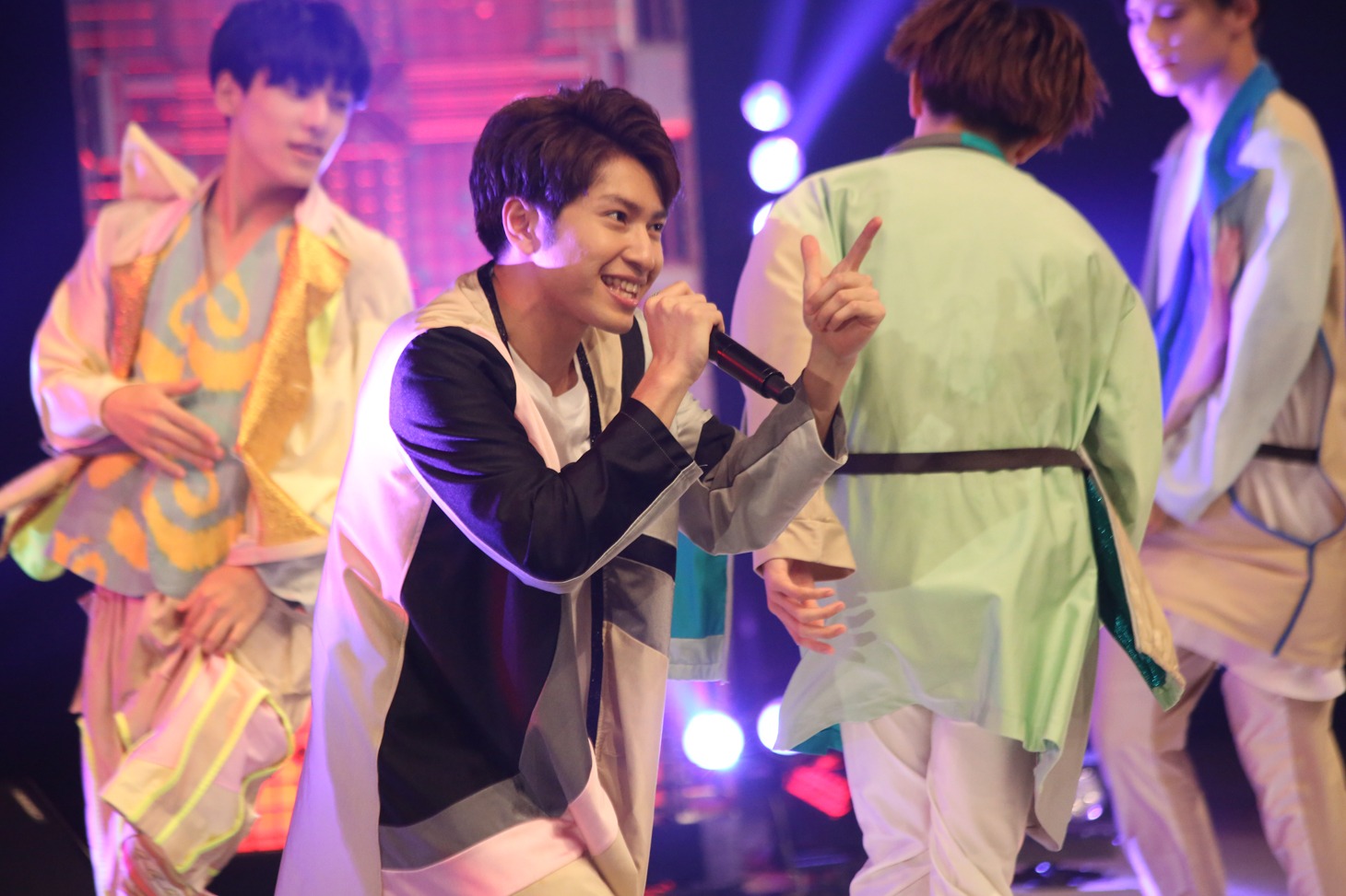 コーイチ（手前）