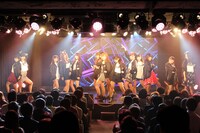 「YUMELIVE！-WHO is NEXT?-」での夢みるアドレセンス候補生によるパフォーマンスの様子。