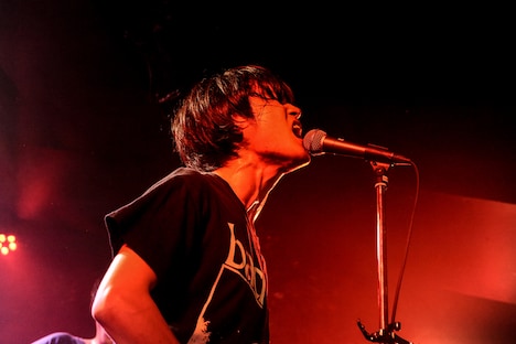 横山優也（Vo, G / KOTORI）（Photo by MASANORI FUJIKAWA）