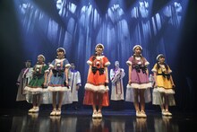 チームしゃちほこ「出張！冬の台場クリスマスライブ」の様子。