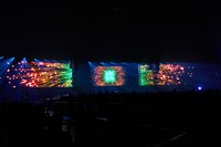 「THE YELLOW MONKEY SUPER BIG EGG 2017」で流れたCGアニメーション。（Photo by KEIKO TANABE）