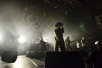 LOW IQ 01 & MASTER LOW（撮影：橋本塁[SOUND SHOOTER]）