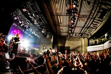 lynch.「THE BLOOD THIRSTY CREATURES」札幌PENNY LANE24公演の様子。（撮影：土屋良太）