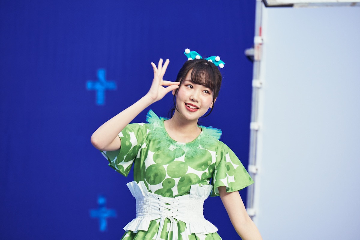 緑だってはじけ隊「GREEN IS POP」ミュージックビデオ制作時のオフショット。