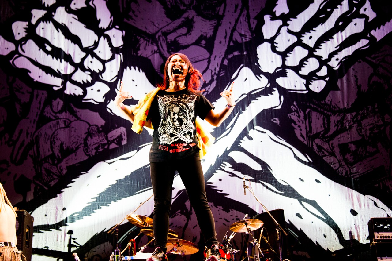 ナヲ（ドラムと女声と姉 / マキシマム ザ ホルモン）（撮影：浜野カズシ）