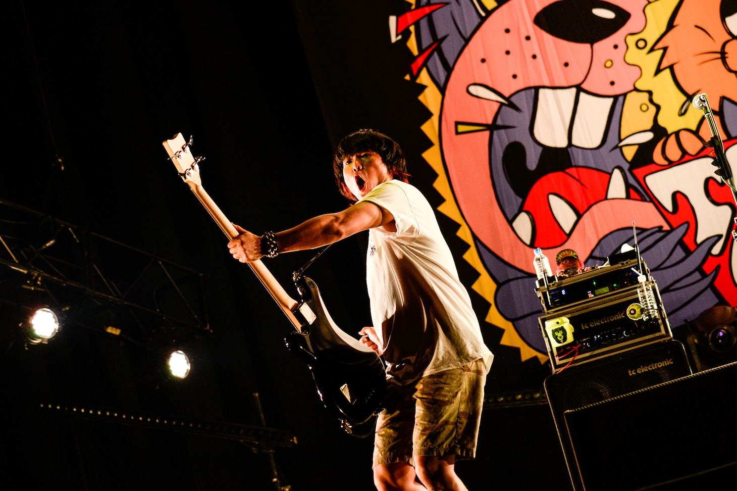 難波章浩（Vo, B）（Photo by Teppei Kishida）
