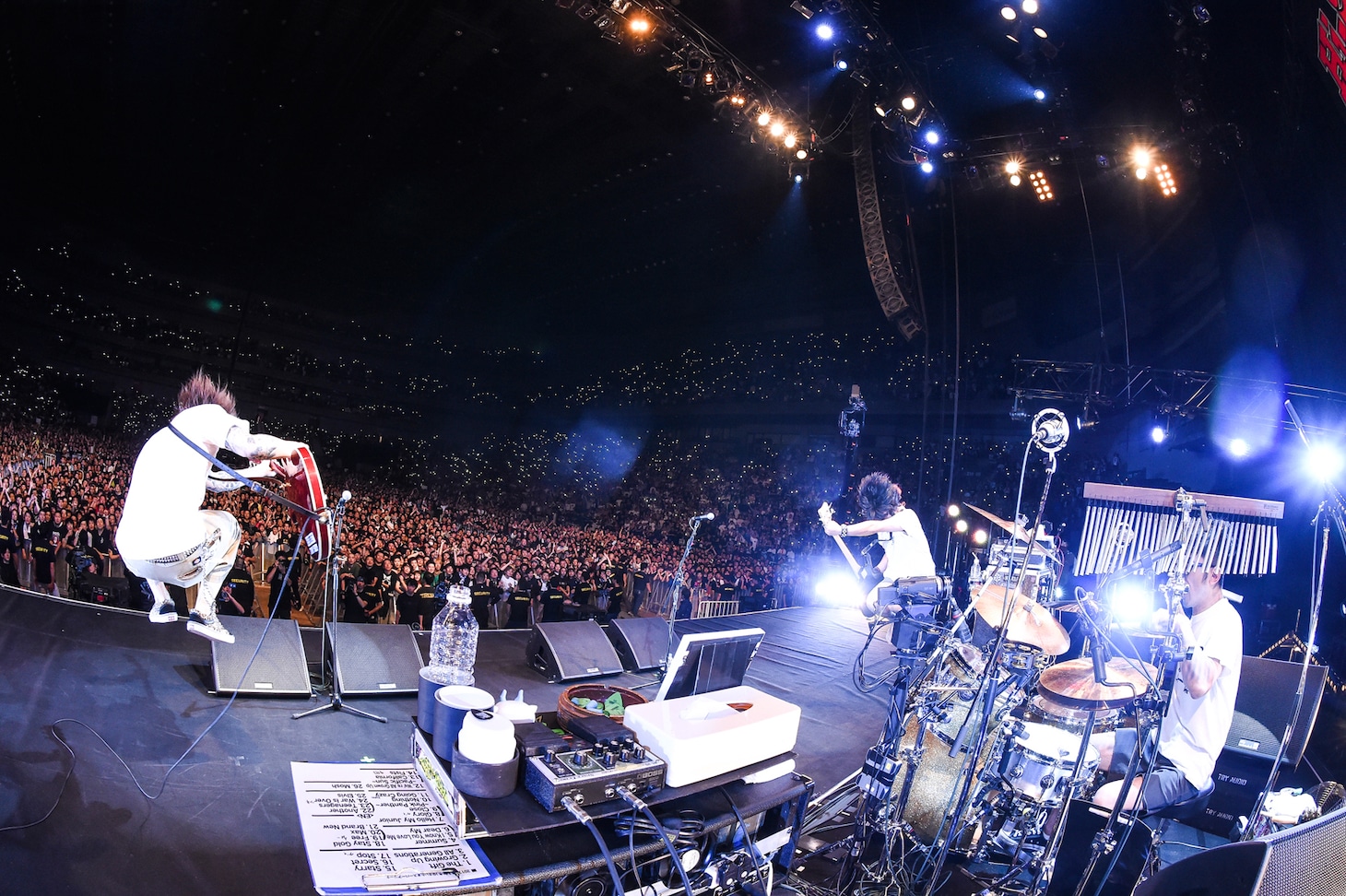 Hi-STANDARD「THE GIFT TOUR」埼玉・さいたまスーパーアリーナ公演の様子。（Photo by Teppei Kishida）