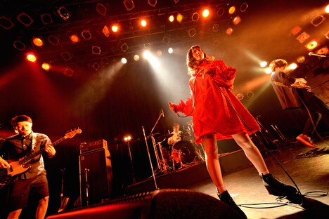 あいくれ（撮影：半田安政[Showcase]）