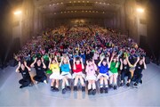 バンドじゃないもん！「バンドじゃないもん！パーフェクトピースコンサート2017～大阪にSEY YES！を～」の様子。（写真提供：ポニーキャニオン）