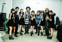 Party Rockets GTとバンドメンバー。（写真提供：エイトワン）