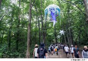 今年行われた「FUJI ROCK FESTIVAL'17」場内の装飾。