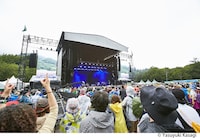 今年行われた「FUJI ROCK FESTIVAL'17」よりGREEN STAGEの様子。