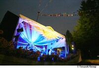 今年行われた「FUJI ROCK FESTIVAL'17」よりGYPSY AVALONの様子。