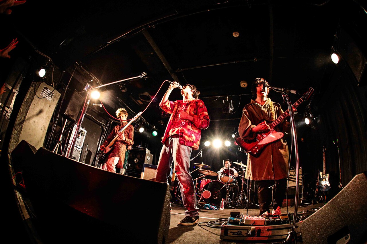 パノラマパナマタウン対バンツアーにmol-74、ペリカン、LILI LIMITら