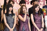 左から齋藤飛鳥、桜井玲香、白石麻衣。