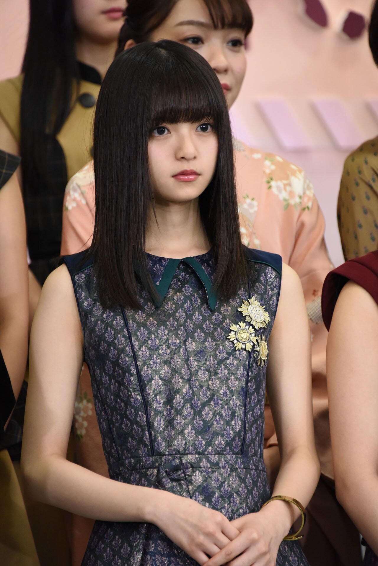 recordaward_nogizaka46_05.jpg?
