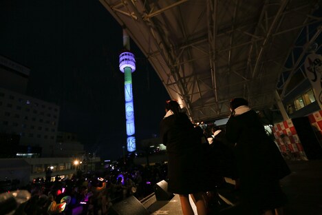 2017年1月に行われたNGT48劇場オープン1周年記念イベントの様子。(c)AKS