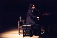 昨年12月に行われた清竜人ソロコンサートツアー「KIYOSHI RYUJIN SOLO TOUR」追加公演の様子。