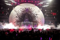 「ももいろクリスマス 2017 ～完全無欠のElectric Wonderland～」さいたまスーパーアリーナ公演の様子。（Photo by HAJIME KAMIIISAKA+Z）