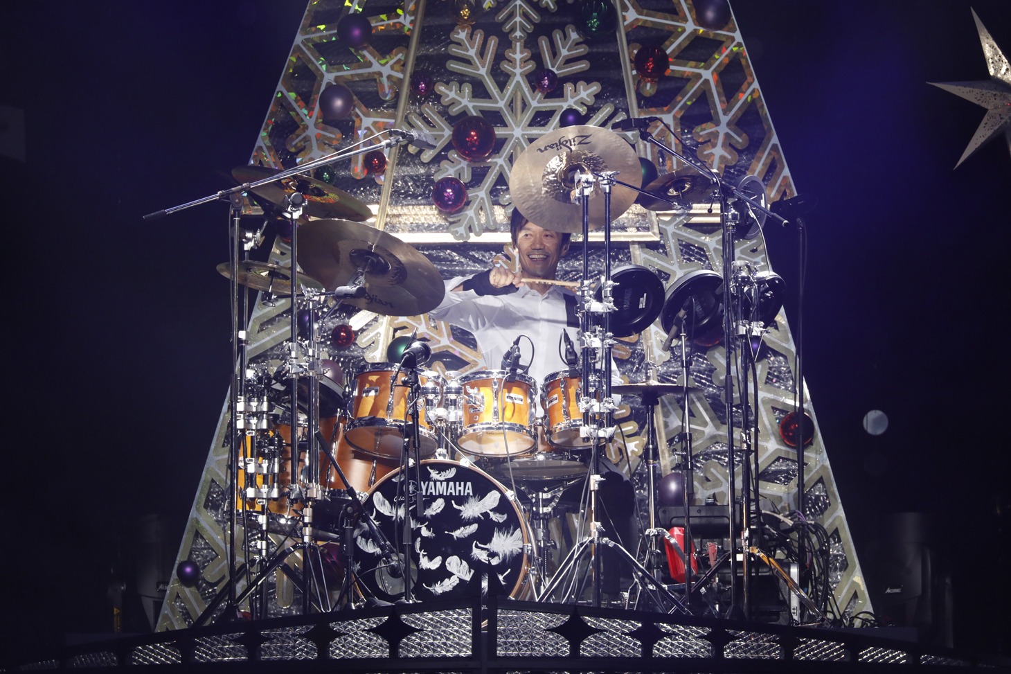 神保彰（Photo by HAJIME KAMIIISAKA+Z）