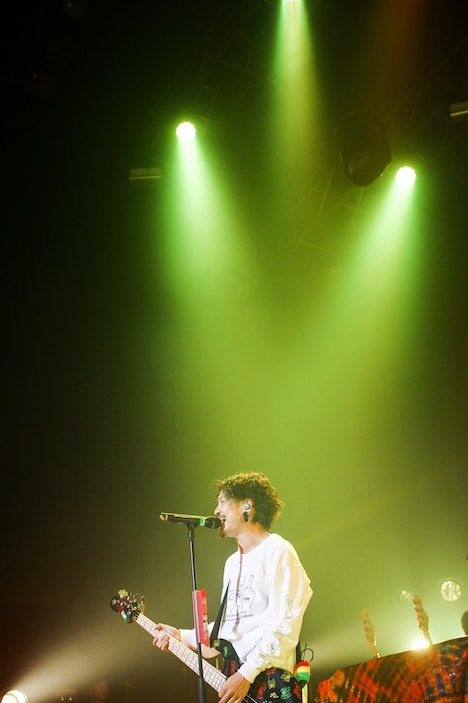 KENTA（Vo, B）（撮影：瀧本 JON... 行秀）