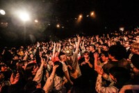 フロアに降りるどついたるねん。（Photo by yuka jonishi）