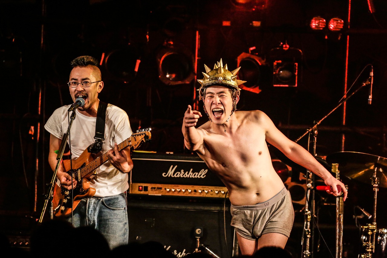 左からうーちゃん、ワトソン。（Photo by yuka jonishi）