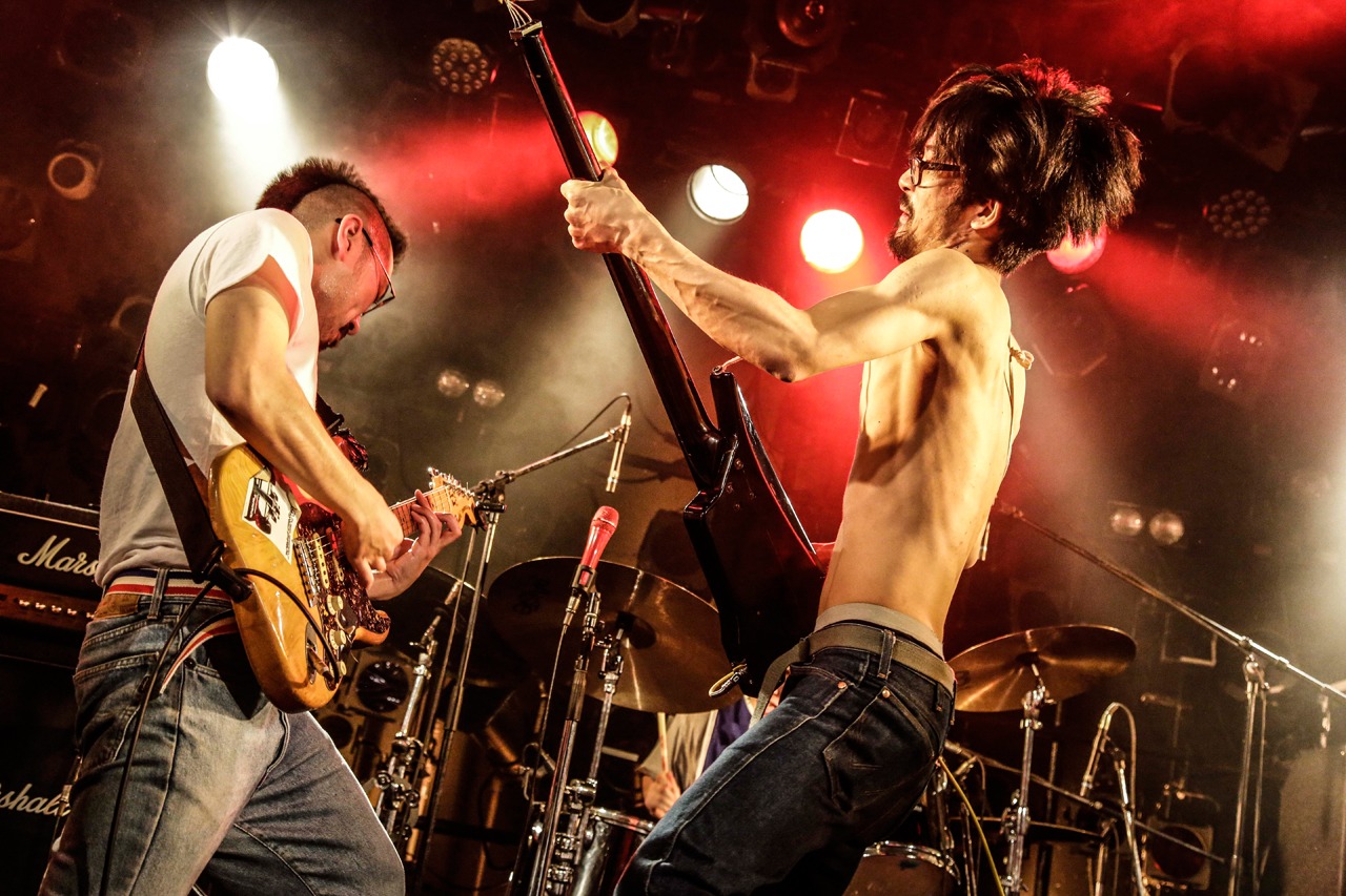 左からうーちゃん、DaBass。（Photo by yuka jonishi）