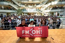 渡辺麻友 ミニソロライブツアー 大阪・ツイン21アトリウムの様子。